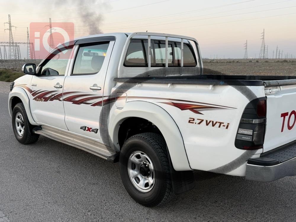 تويوتا هايلوكس